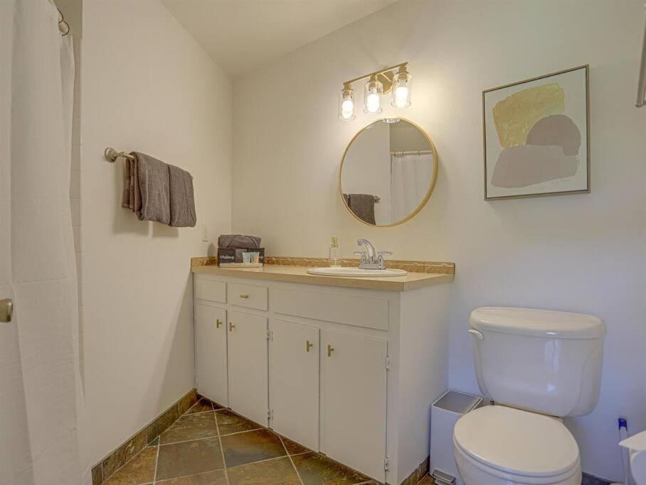Ski-Mount Hood Charm-Welches,Golf And Ski Resort Condo,W&D, Wifi,Near Woods,Hiking,Fishing Mount Hood Village Luaran gambar