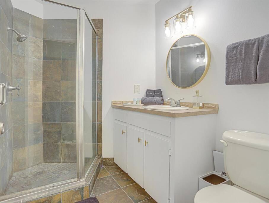 Ski-Mount Hood Charm-Welches,Golf And Ski Resort Condo,W&D, Wifi,Near Woods,Hiking,Fishing Mount Hood Village Luaran gambar